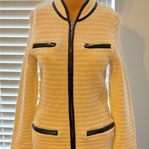 Boston Proper White Textured Blazer with Black Trim